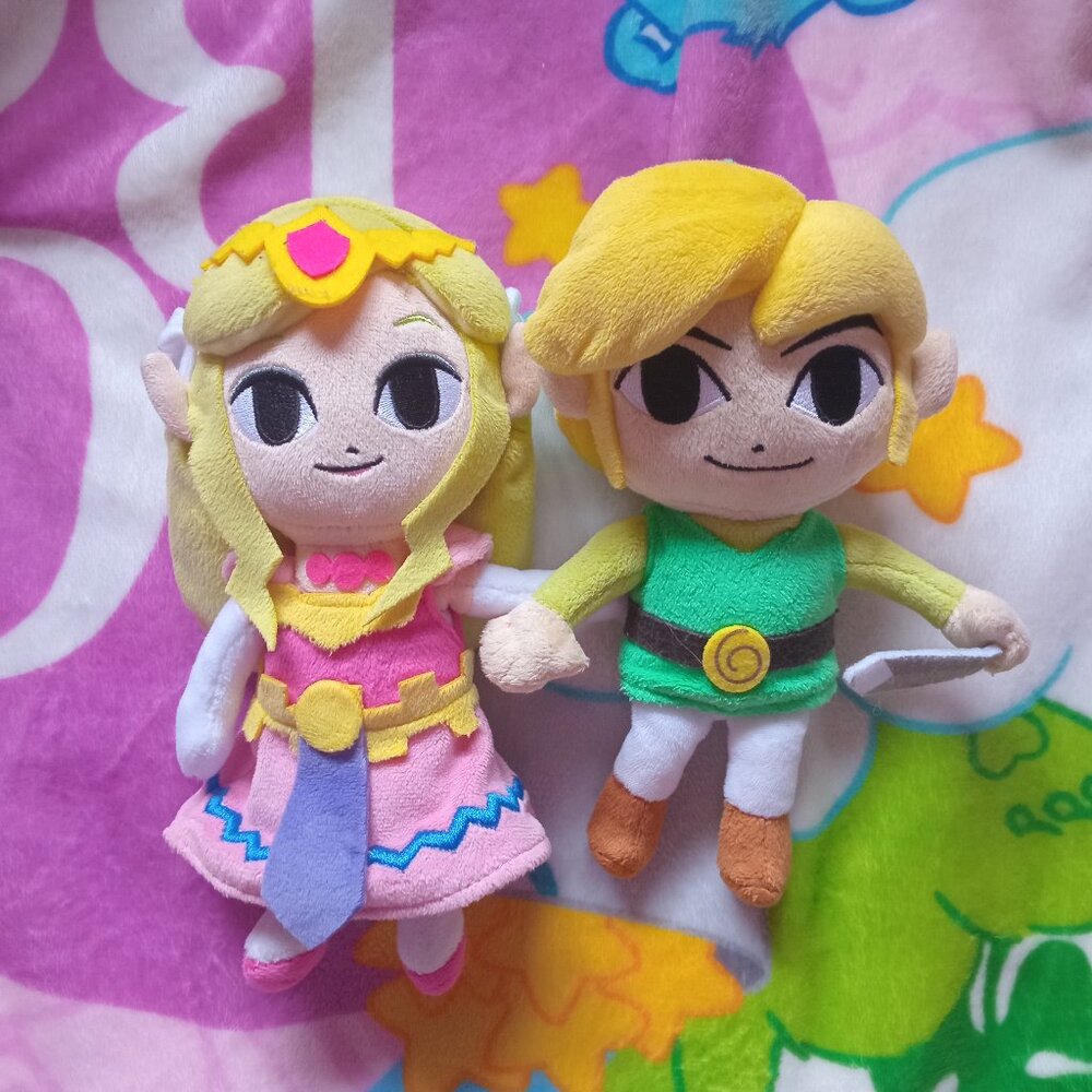 Nintendo Link & Zelda Pair Of Plushies